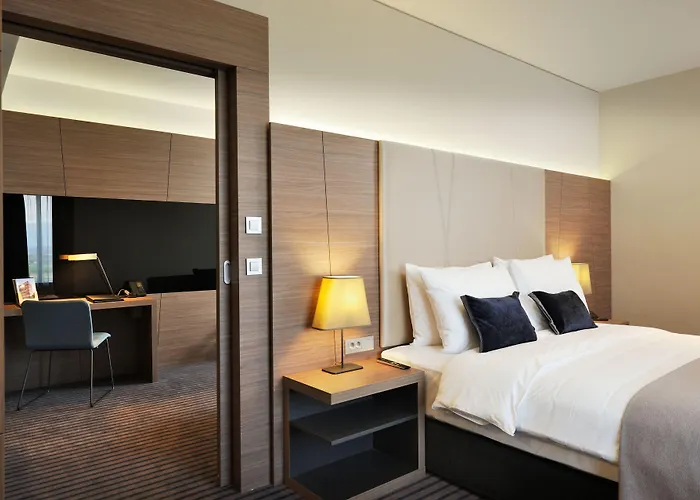 Radisson Blu Plaza Hotel