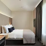 ホテル ラディソン ブル プラザ 4*