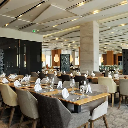 Radisson Blu Plaza 4* Liubliana