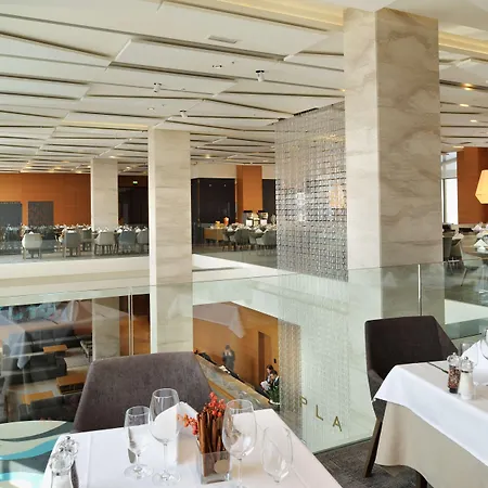 Radisson Blu Plaza לובליאנה