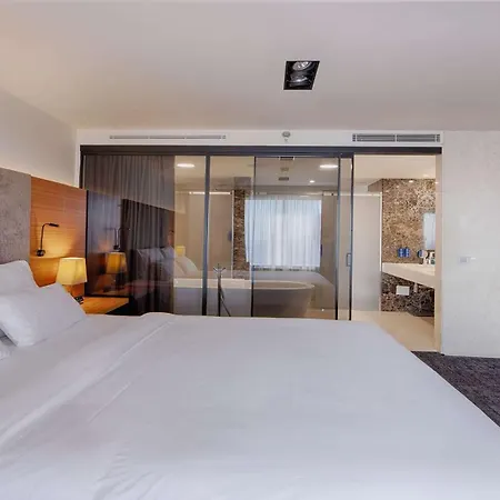 Radisson Blu Plaza מלון לובליאנה