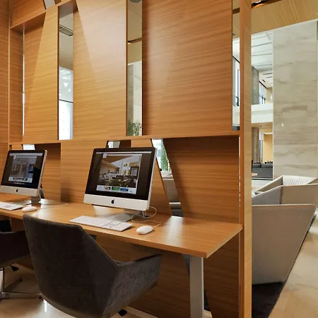 Radisson Blu Plaza 4* לובליאנה