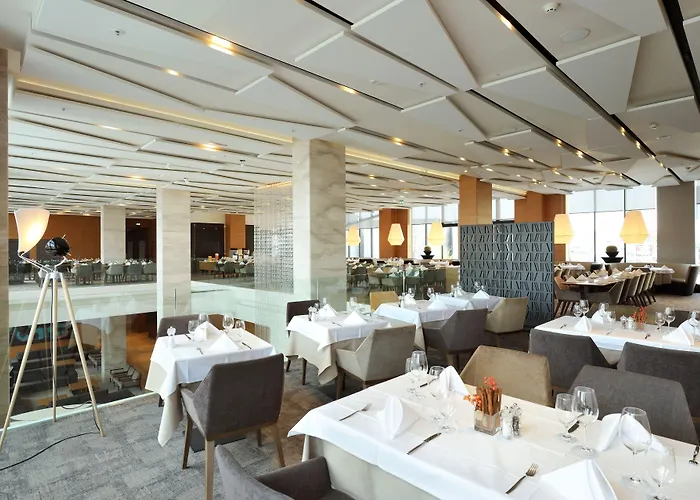 卢布尔雅那丽笙皇宫酒店 酒店 4*