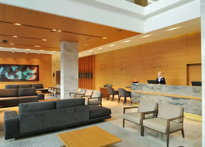 Radisson Blu Plaza Hotel