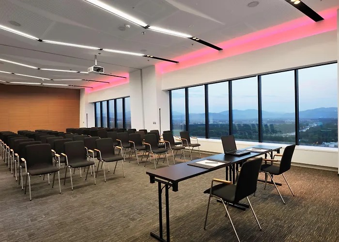 Hotel Radisson Blu Plaza 4*